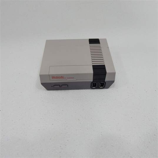 Nintendo NES Classic Mini Console image number 2