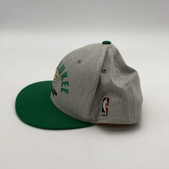 Mens Green Gray Milwaukee Bucks Eyelets Classic Baseball Cap Size L/XL image number 3