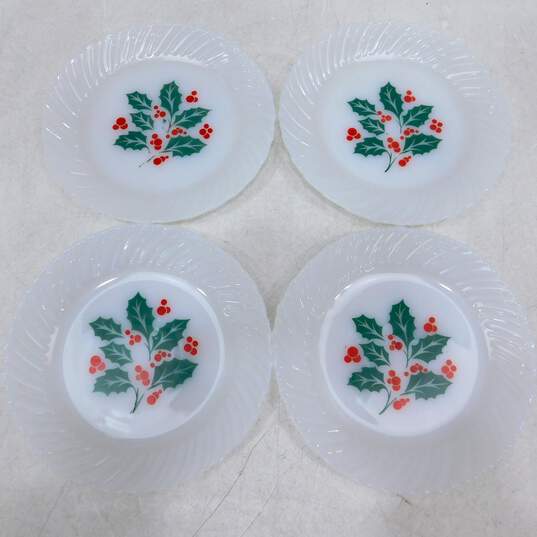 Vintage Termocrisa Crisa Christmas Holly Berry Milk Glass Salad Plates Set of 4 image number 1