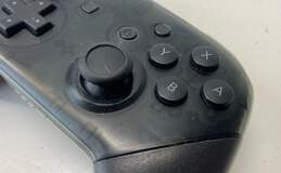 Nintendo Switch Wireless Pro Controller- Black alternative image