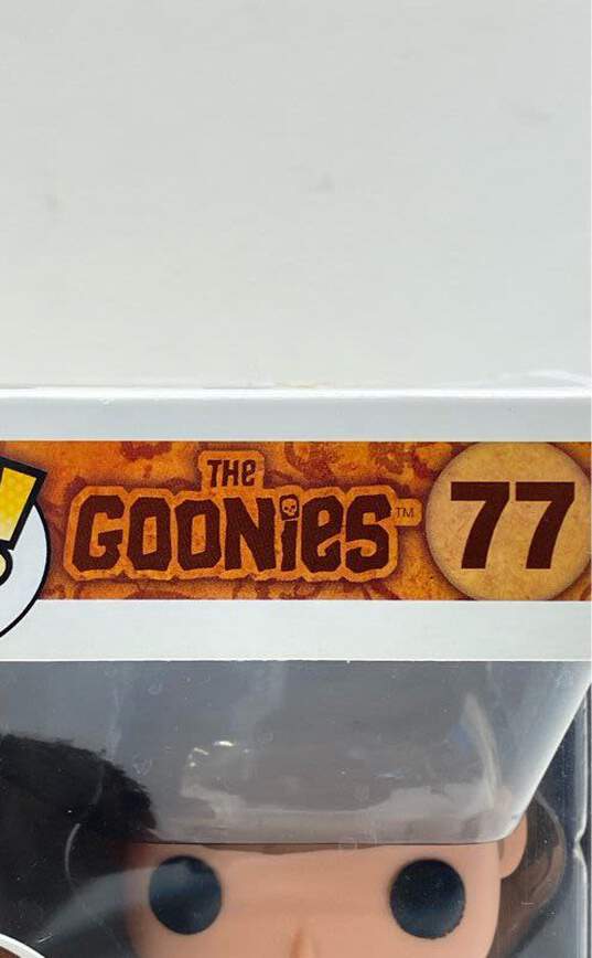 Funko Pop Movies The Goonies (Mikey) #77 image number 3
