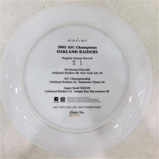 Danbury Mint 2002 AFC Champions Oakland Raiders Porcelain Collectors Plate image number 5