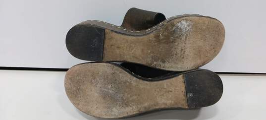 Donald Pliner Wedged Sandals Womens Sz 7 M image number 4