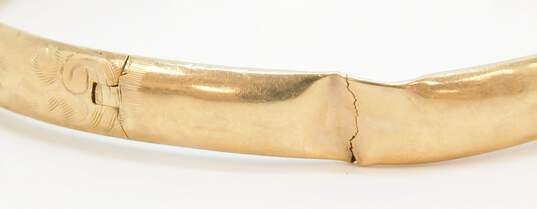 Vintage 10K Gold Etched Filigree Hinged Bangle Bracelet For Repair 7.0g image number 4
