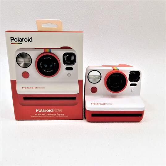 Polaroid i-Type Now White and Grey Instant Film Camera With Pouch