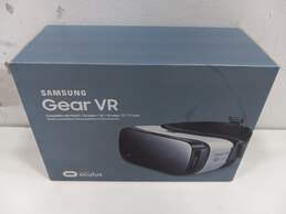 Samsung Gear VR Oculus Model SM-R322NZWAXAR NIB
