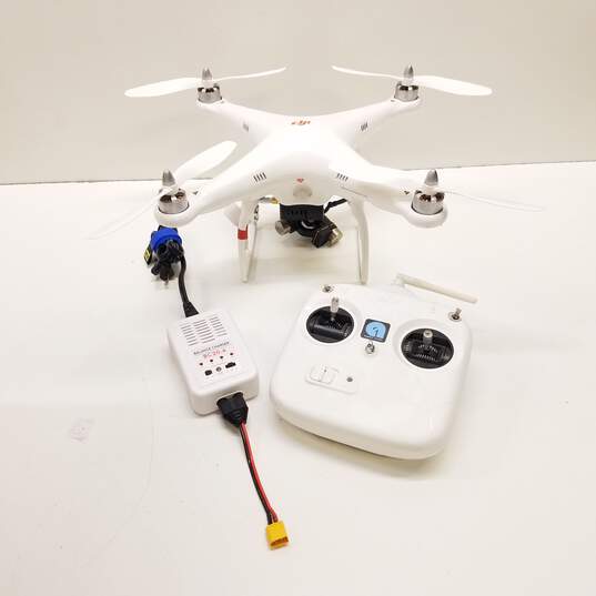 DJI Phantom Model No. SR6 Drone with Accessories image number 1