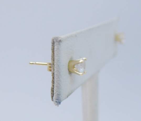 14K Yellow Gold 0.34 CTTW Diamond Stud Earrings 0.6g image number 2
