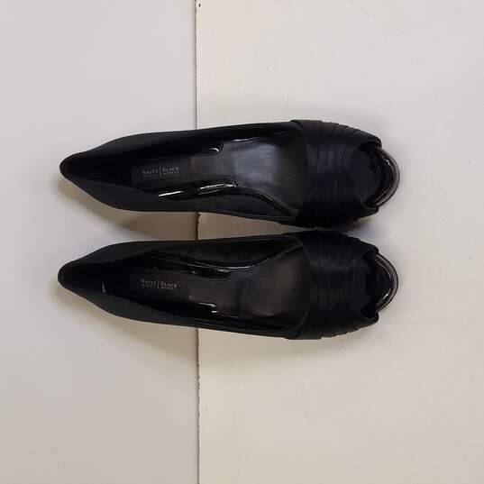 White House Black Market Black Heels Size 7.5 image number 5