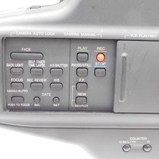 Magnavox CVM310AV01 VHS Movie Maker Video Camcorder w/ Bag image number 7