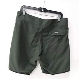 Oakley Men's Green Performance Fit Drawstring Shorts Size 33 alternative image