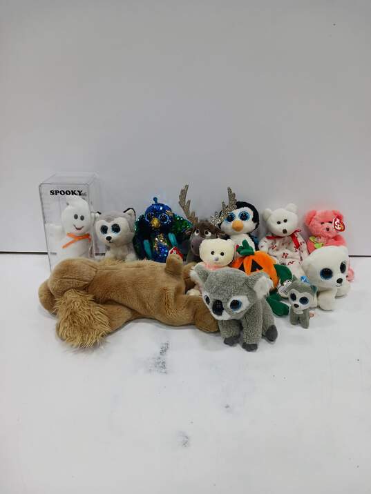 Bundle of Assorted TY Beanie Babies Toys image number 1