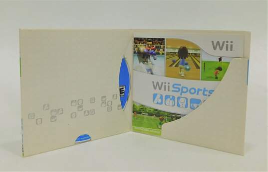 Wii Sports CIB image number 2