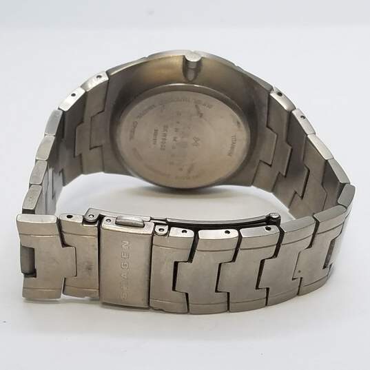 Skagen Denmark Super Hardened Mineral Crystal Black Dial Date Titanium Watch image number 8