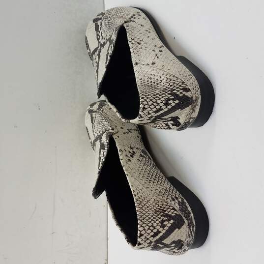 Vince Camuto Jendey Women Shoes Snake Print Size 9M image number 4