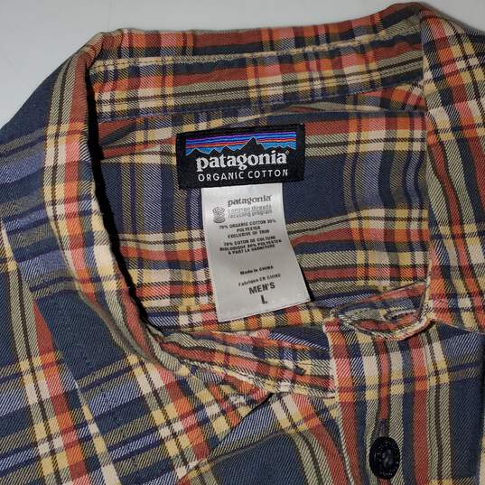 Patagonia Organic Cotton Full Button Up Shirt Men's Size L image number 3