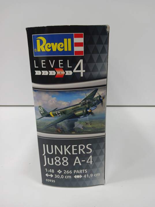 Revell Level 4 #03935 1:48 Scale Junkers Ju88 A-4 Model Kit NIB image number 3