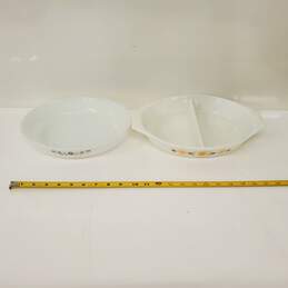 Two Vintage Pyrex Country/Mid Century Lot alternative image