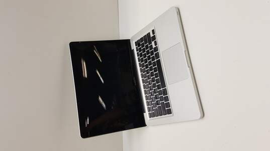 Apple MacBook Pro 13 in (A1278) image number 1