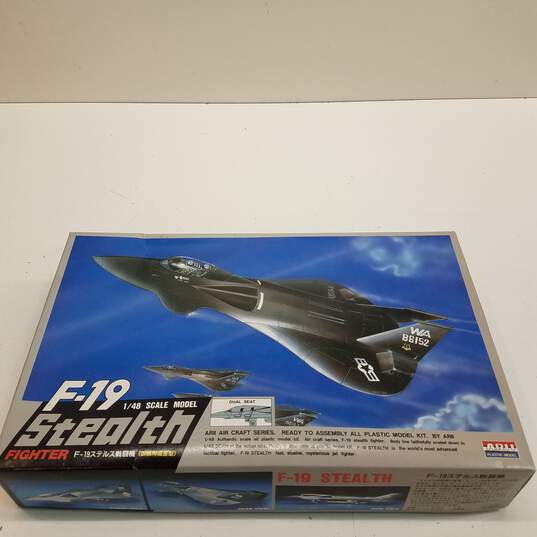 Vintage ARII F-19 Stealth Fighter 1987 1:48 Model Kit #A346 Dual Seat Version IOB image number 5