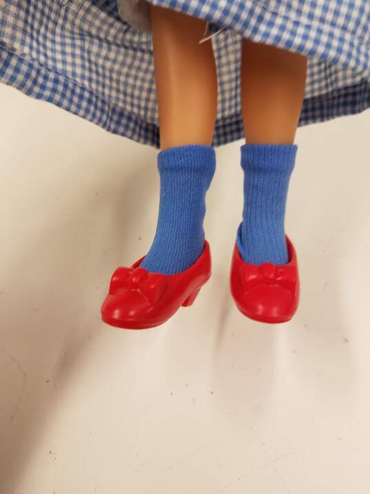 Vintage Presents by Hamilton 1987 Wizard of Oz Dorothy P3800 Doll With Tag image number 3