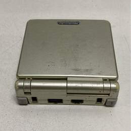 Nintendo Gameboy Advance SP- Platinum Silver alternative image