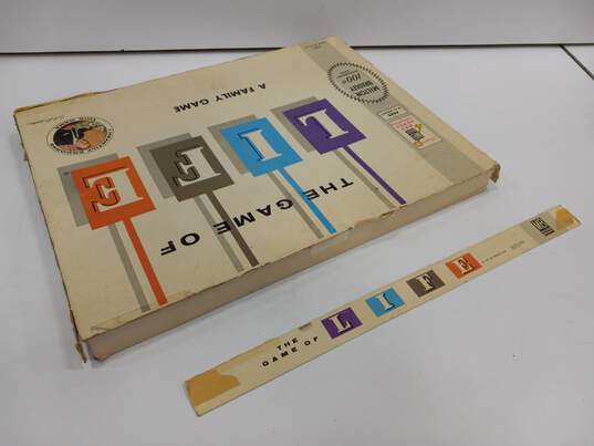Vintage 1960 Milton Bradley The Game of Life Board Game image number 5