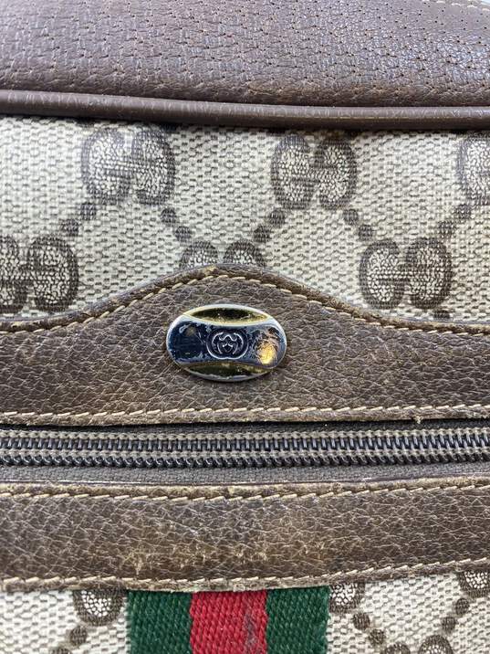 Gucci Brown Handbag image number 2