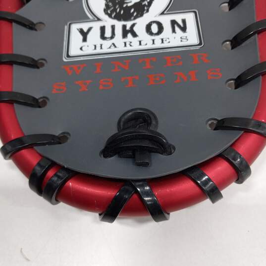 Pair of Yukon Charlie's Series 825 Chinook Snowshoes image number 8
