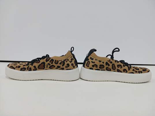 Steve Madden Women's Leopard Print Sneakers Size 8.5 image number 2