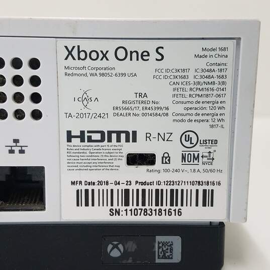 Microsoft Xbox One S 500GB image number 3