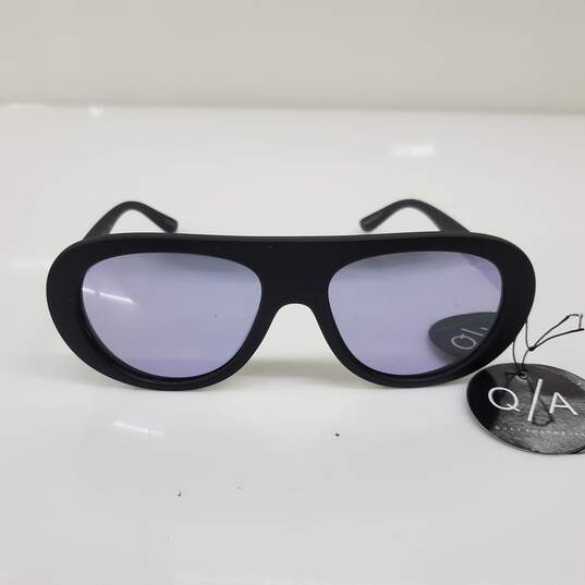 Quay Australia Black Sunglasses Lot 'My Girl' & 'Bold Move' image number 5
