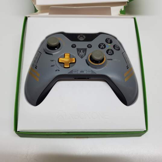 Xbox One Limited Edition Call of Duty: Advanced Warfare Wireless Controller For Parts/Repair image number 6