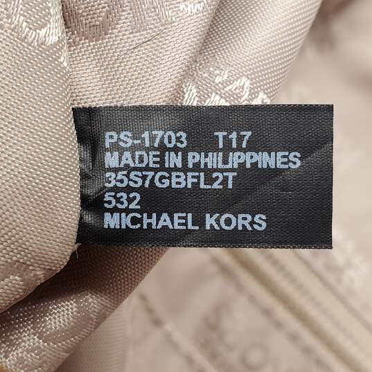 Buy the Michael Kors Bedford Tassel Medium Pebbled Leather
