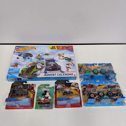 6pc Bundle of Assorted Hot Wheels Toys image number 1