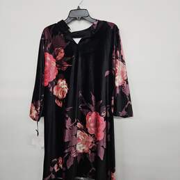 Black Floral Print 3/4th Sleeve Dress alternative image