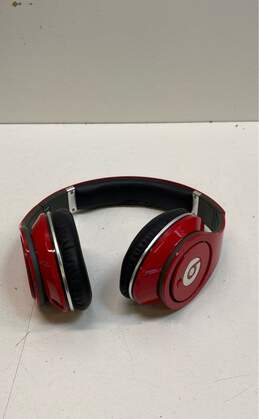 Beats Studio (1st Generation) Wired Headphones with Carrying Case - Red alternative image