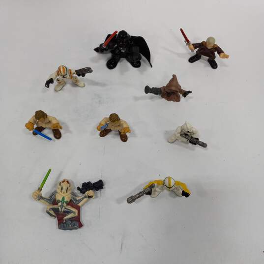 Bundle of Star Wars Collectible Figures image number 3