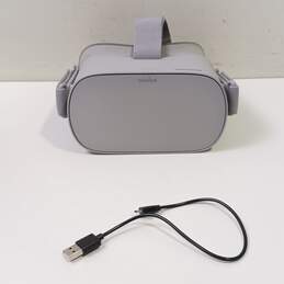 Oculus MH-A64 Standalone Virtual Reality Glasses
