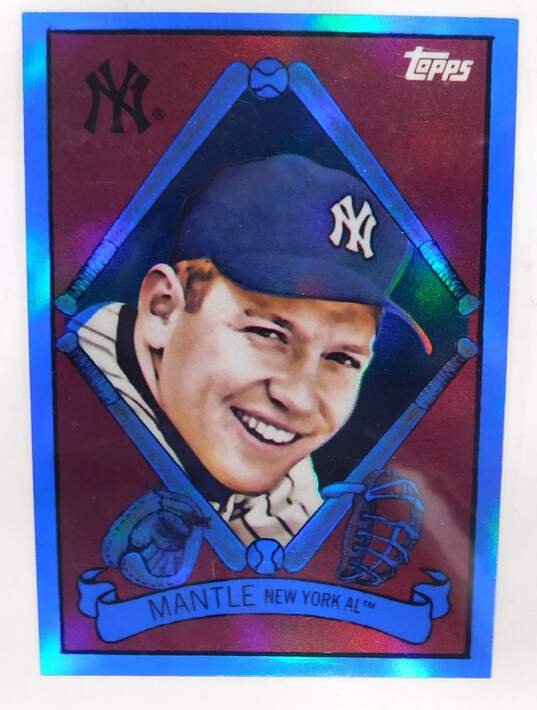 2008 HOF Mickey Mantle Topps Chrome Trading Card History Blue Refractor /200 Yankees image number 1