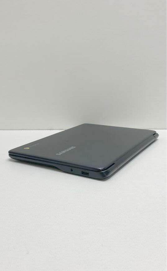 Samsung XE5000C13 Chromebook 3 11.6" Intel Celeron Chrome OS image number 5