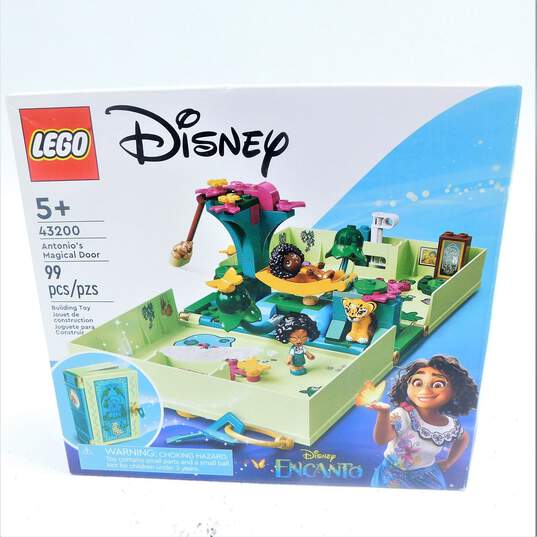 Sealed Lego Disney Frozen II Olaf & Antonio's Magical Door Building Toy Sets image number 2
