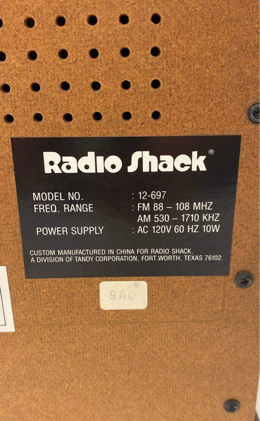 Radio Shack FM / AM Radio 12-697 image number 4