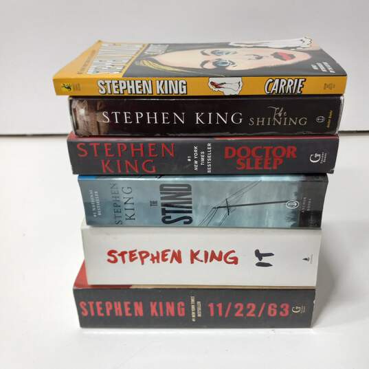 Stephen King Paperback Novels Assorted 6pc Lot image number 3