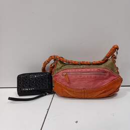 Guess Hobo Bag & Black Wallet 2pc Bundle alternative image