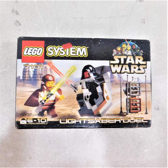 Lego System 7101 Lightsaber Duel Sealed IOB image number 2