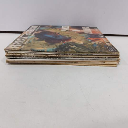 Bundle of 10 Assorted Vintage Classical Vinyl Records (60s,70s,80s) image number 5