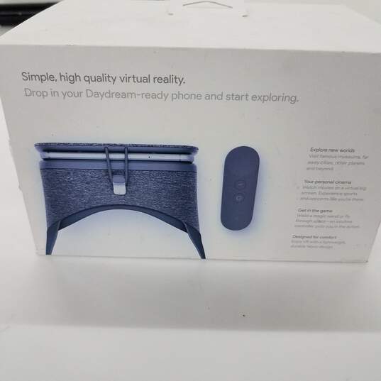 Daydream View VR Headset, by Google, Untested, in Box image number 6