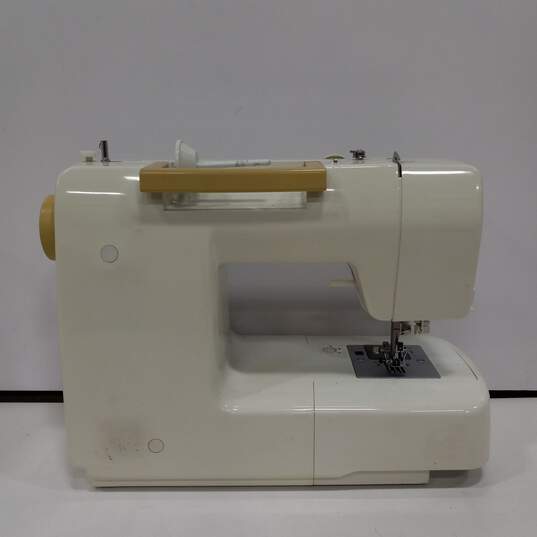 Husqvarna Viking C20 Sewing Machine In Case image number 3