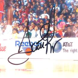 HOF Scottie Pippen Autographed Photo Chicago Bulls